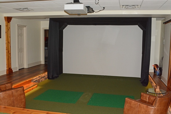 Asheville Indoor Putting Green Simulator